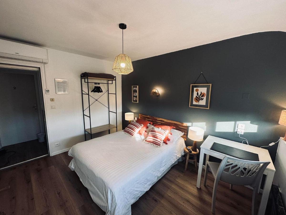 La Promenade Hotel Coings Екстериор снимка